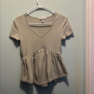 Planet Gold Gray Short Sleeve Peplum Top